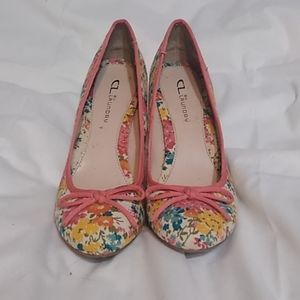 Adorable Peachy Floral Pumps from Chinese Laundry